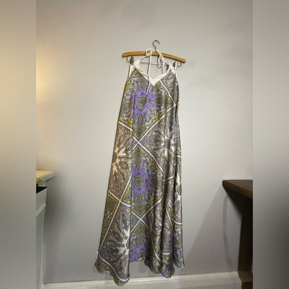 Forever 21 Loose Colorful Printed Maxi Dress with Open Back - Paisley - Picture 2 of 5